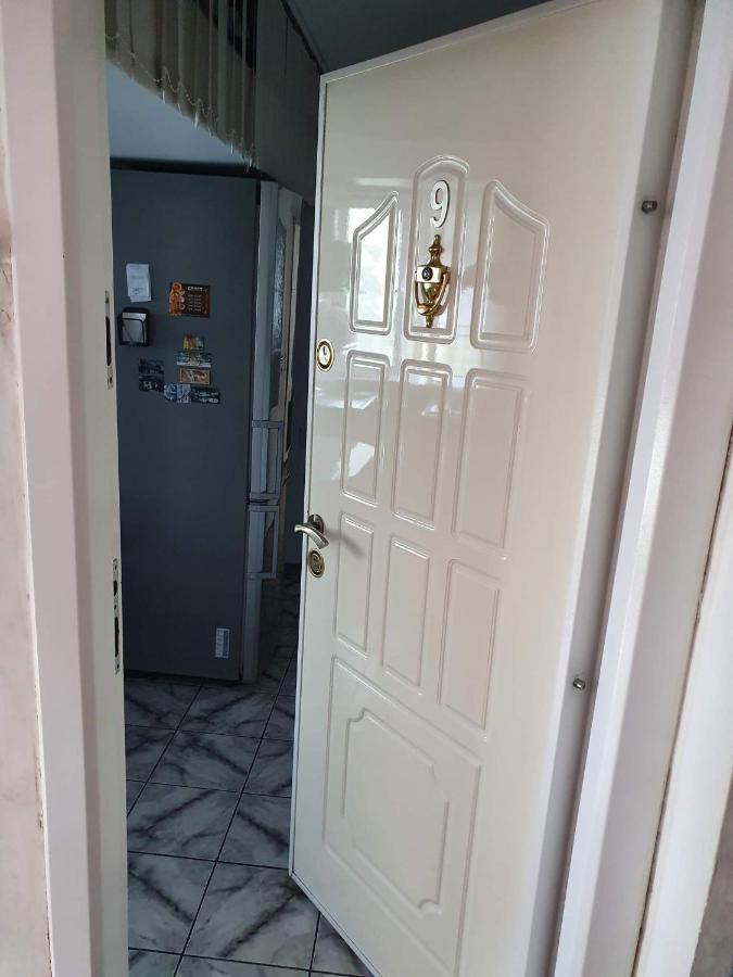 Apartament Cu Regim Hotelier In Dr.Tr. Severin Drobeta Turnu Severin Exterior photo
