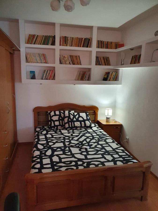 Apartament Cu Regim Hotelier In Dr.Tr. Severin Drobeta Turnu Severin Exterior photo